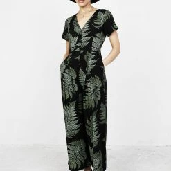 MET1 Women Fern Relaxed Jumpsuit 16 MET1 Women Fern Relaxed Jumpsuit