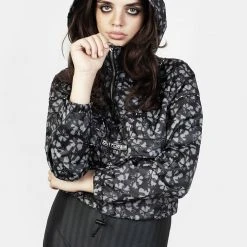 MET1 Women Electra Crop Anorak Jacket 19 MET1 Women Electra Crop Anorak Jacket