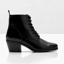 DGH1 Triquetra Ankle Boot
