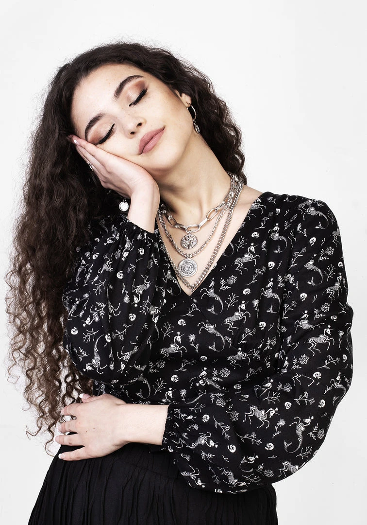 MET1 Women MAKEBELIEVE TIE FRONT CROP TOP 4 MET1 Women MAKEBELIEVE TIE FRONT CROP TOP