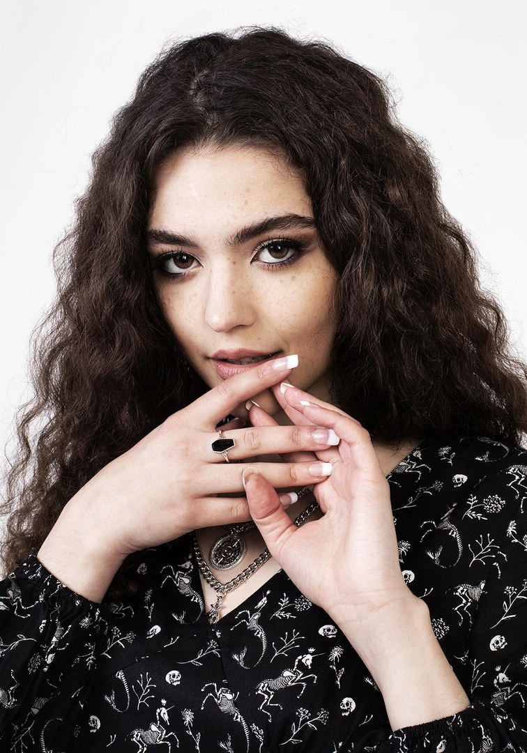 MET1 Women MAKEBELIEVE TIE FRONT CROP TOP 7 MET1 Women MAKEBELIEVE TIE FRONT CROP TOP