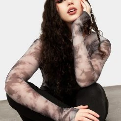 MET1 HEAVENS MESH CROP TOP