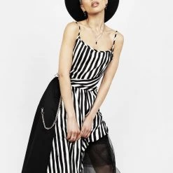 MET1 PARANORMAL ASYMMETRIC MIDI SKIRT