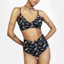 MIF1 Women Mortmoth Twist High-Waisted Bikini Bottom