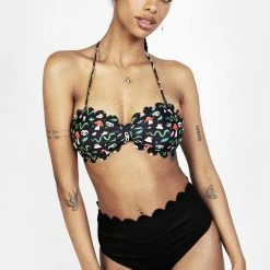 MIF1 Women Swampwitch Scallop Bikini Top