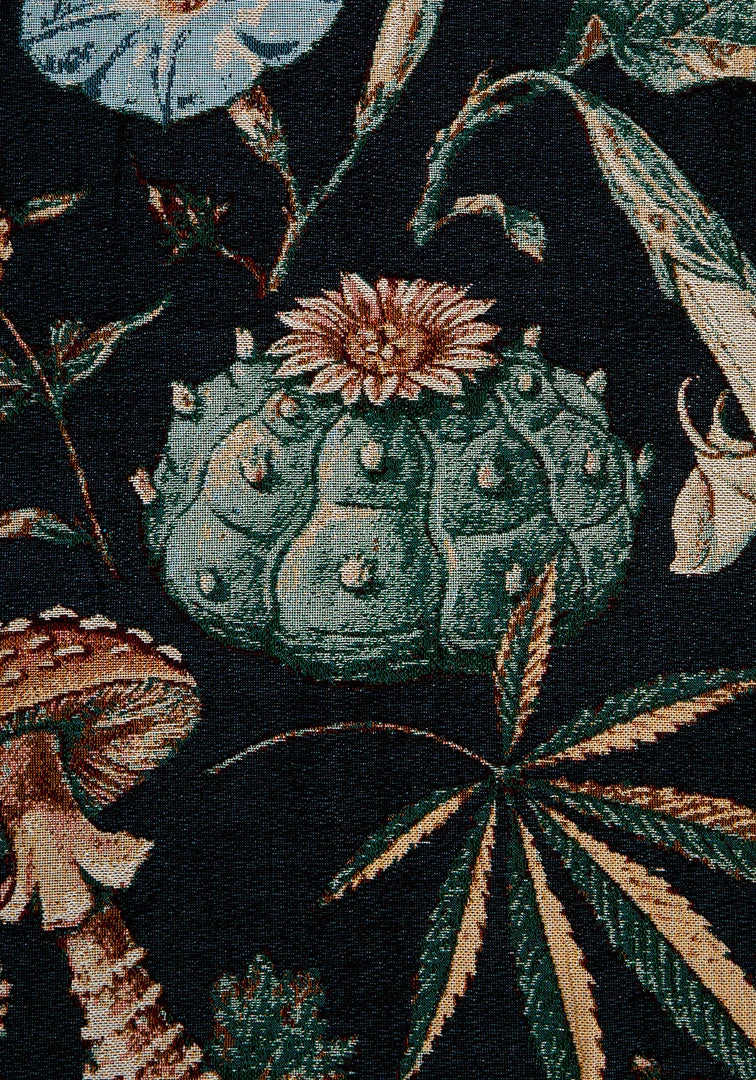 RUG1 PLANTS WOVEN BLANKET Coming Soon 6 RUG1 PLANTS WOVEN BLANKET Coming Soon